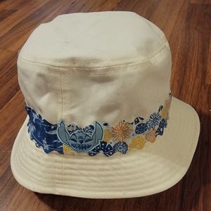 Disney Parks Stitch Cream Embroidered Bucket Hat - New